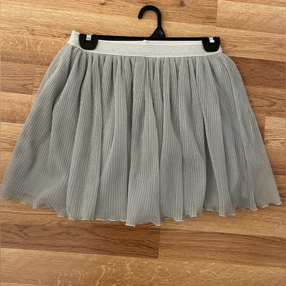 Girl’s Metallic Pleated Skirt